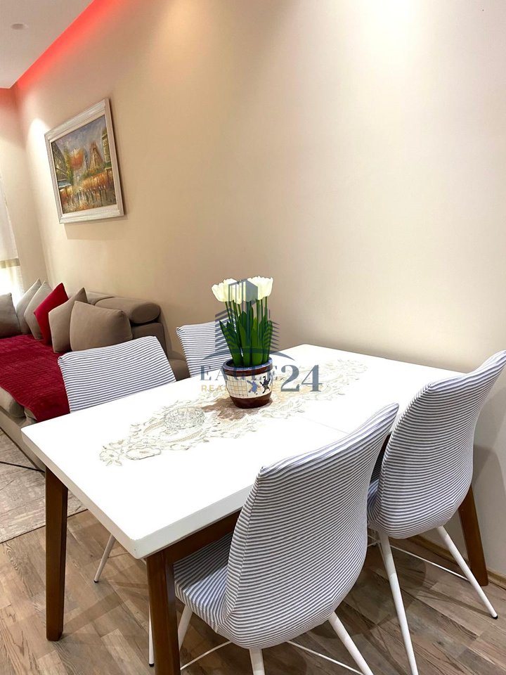 Apartament 2+1 Me Qira në Ali Demi, Tiranë - 600€ | 93 m²