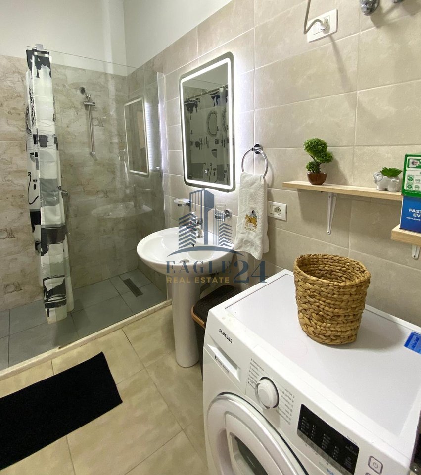 Apartament 2+1 Me Qira në Ali Demi, Tiranë - 600€ | 93 m²