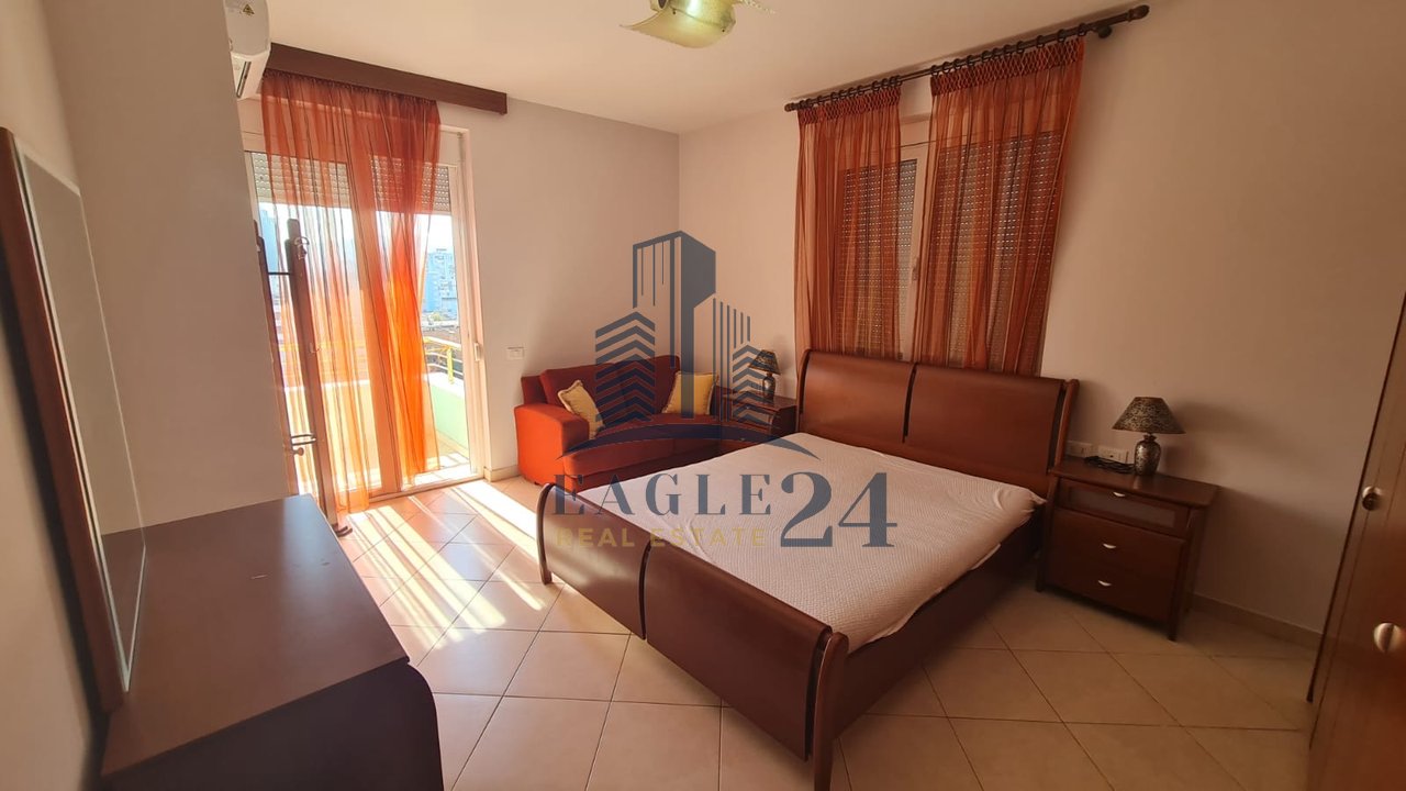 Affittasi appartamento 2+1+2 in Via Kavaja, 750€/mese
