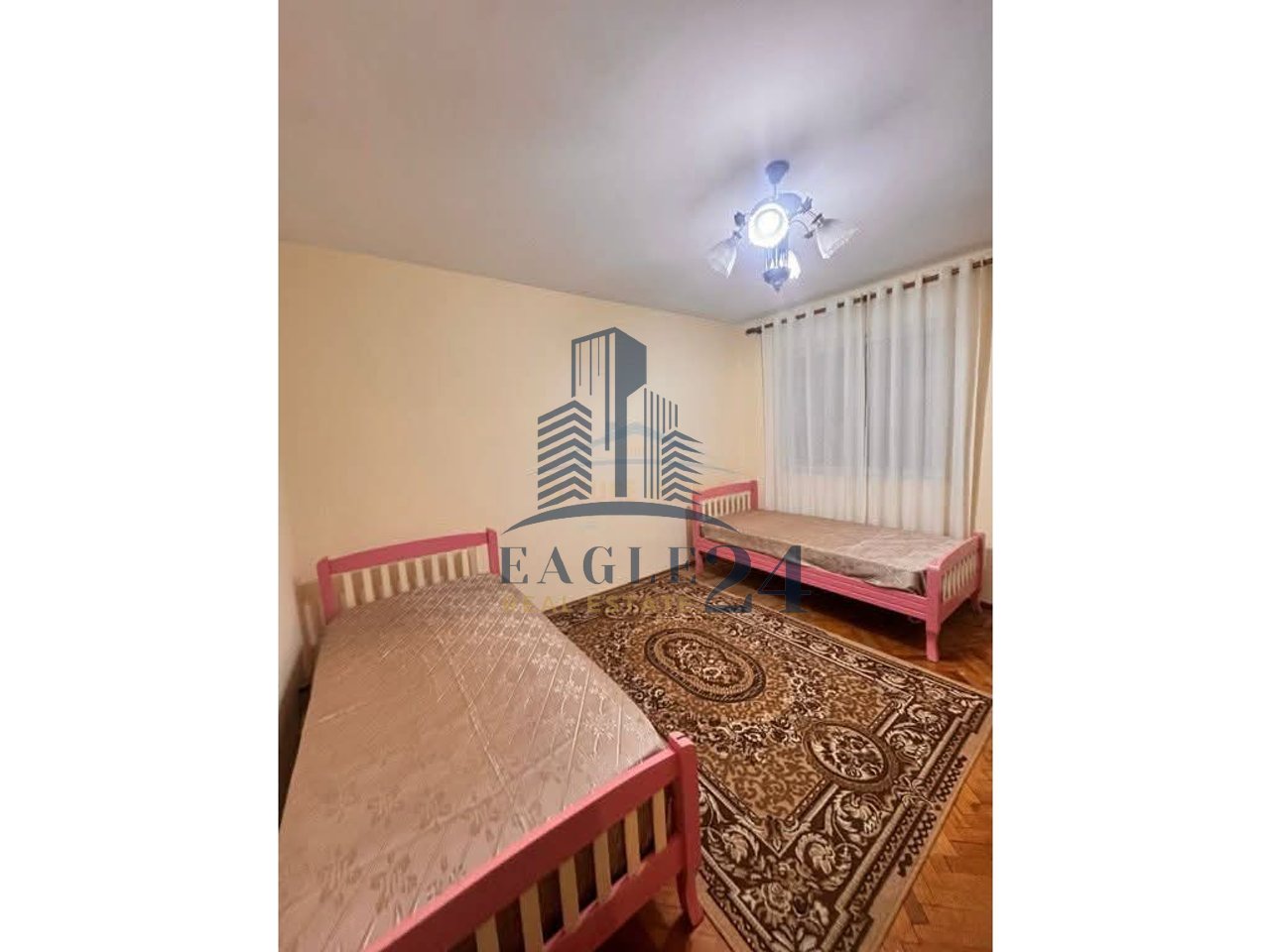 Appartamento 3+1 in Affitto su Viale Zogu i Parë, Tirana - 600 ALL | 3+1