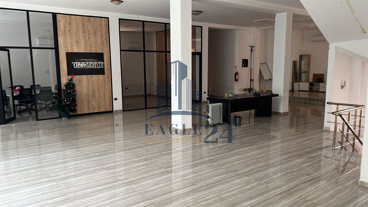 Luxury/business building for rent – Laprakë, Tirana!