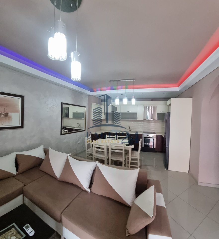 Apartament 2+1 Me Qira në Astir, Tiranë - 550€ | 2+1 | 85 m²
