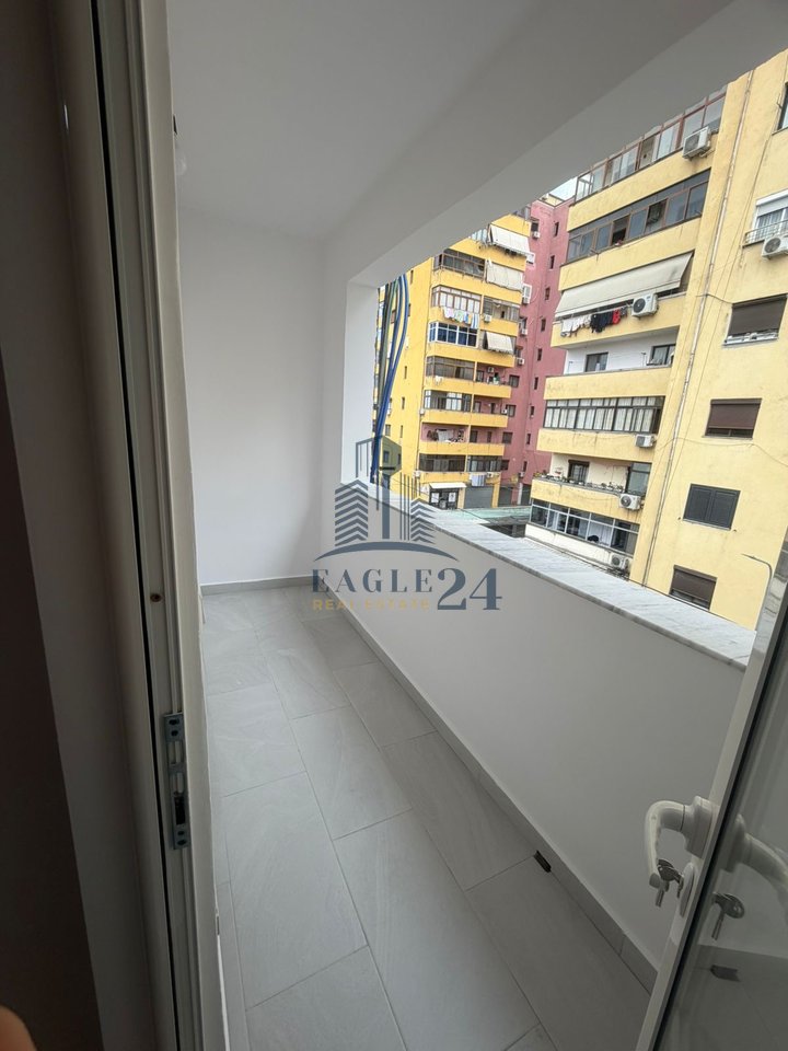 Vendesi 1+1 con ipoteca a Porcelan