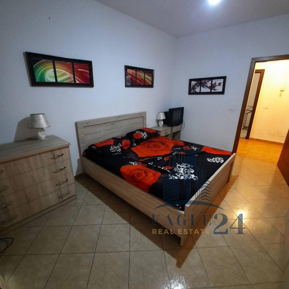 Shitet Apartament 1+1. 66m² ✅Me hipotekë pranë Tregut të Medreses, Rruga 5 Maji. 120 mln Lekë
