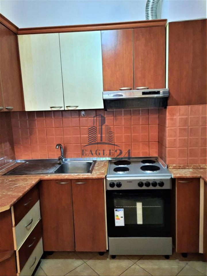 Shitet Apartament 1+1. 66m² ✅Me hipotekë pranë Tregut të Medreses, Rruga 5 Maji. 120 mln Lekë