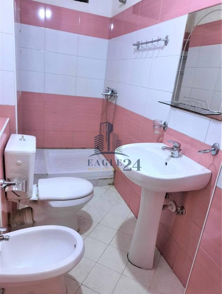 Shitet Apartament 1+1. 66m² ✅Me hipotekë pranë Tregut të Medreses, Rruga 5 Maji. 120 mln Lekë