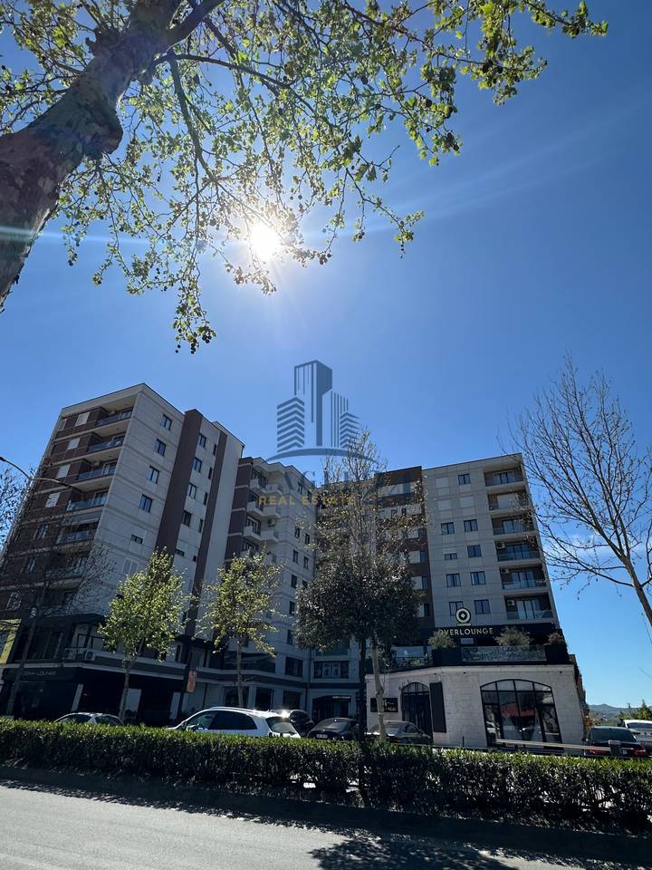 Shitet Apartament 2+1 ✅ me HIPOTEKË, Rrethi i Bathores në Kamëz përballë Hallaçit. 99'100€