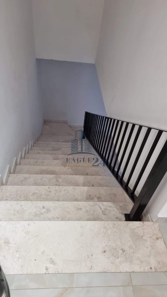 Commercial space for rent at Pharmacy 10