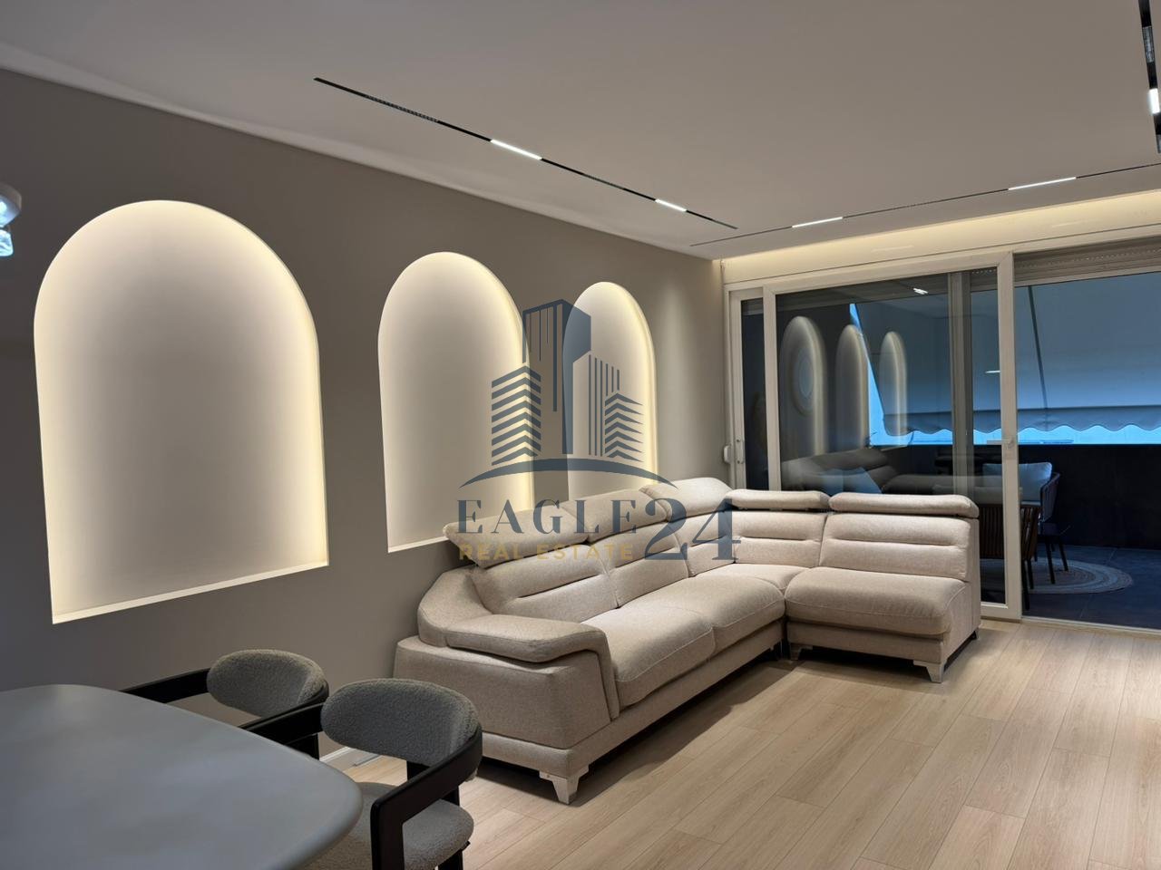 Luxury 2+1 apartment for sale in the Ish-Ekspozita area, one of the most elite and preferred residential areas in Tirana.