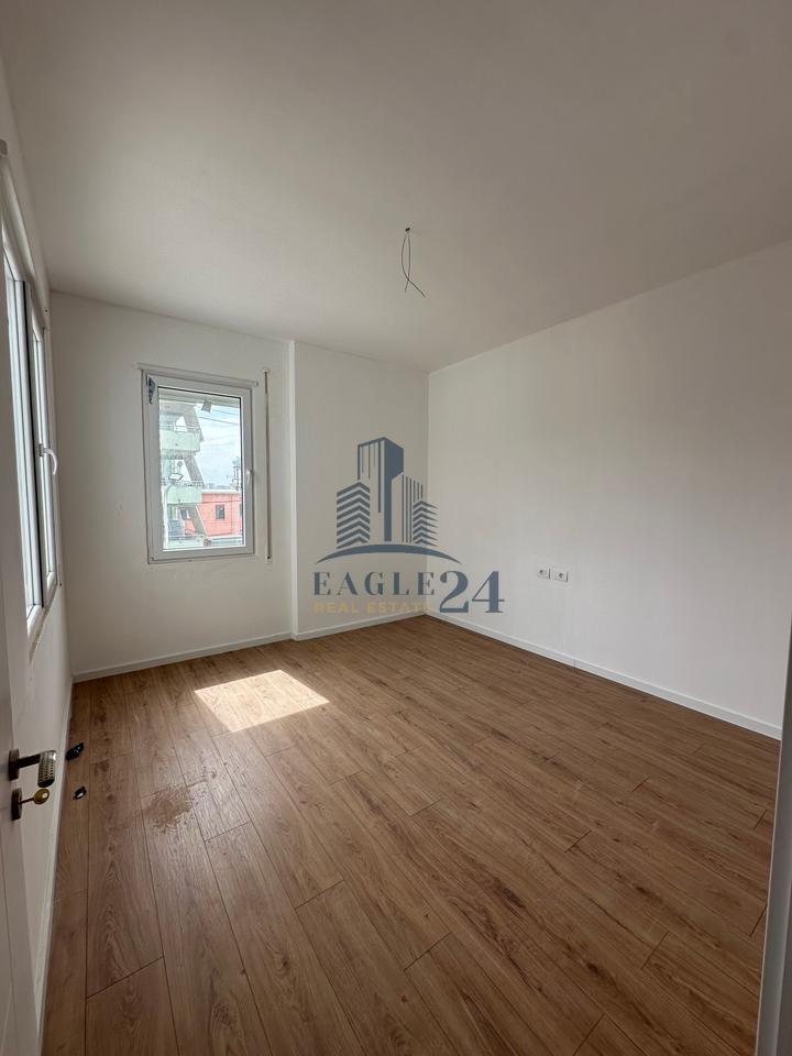 Apartament 2+1+2 me Qira 📍në Kamëz!  Kat i 1, Preferohet për Biznes!