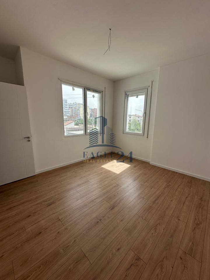 Apartament 2+1+2 me Qira 📍në Kamëz!  Kat i 1, Preferohet për Biznes!