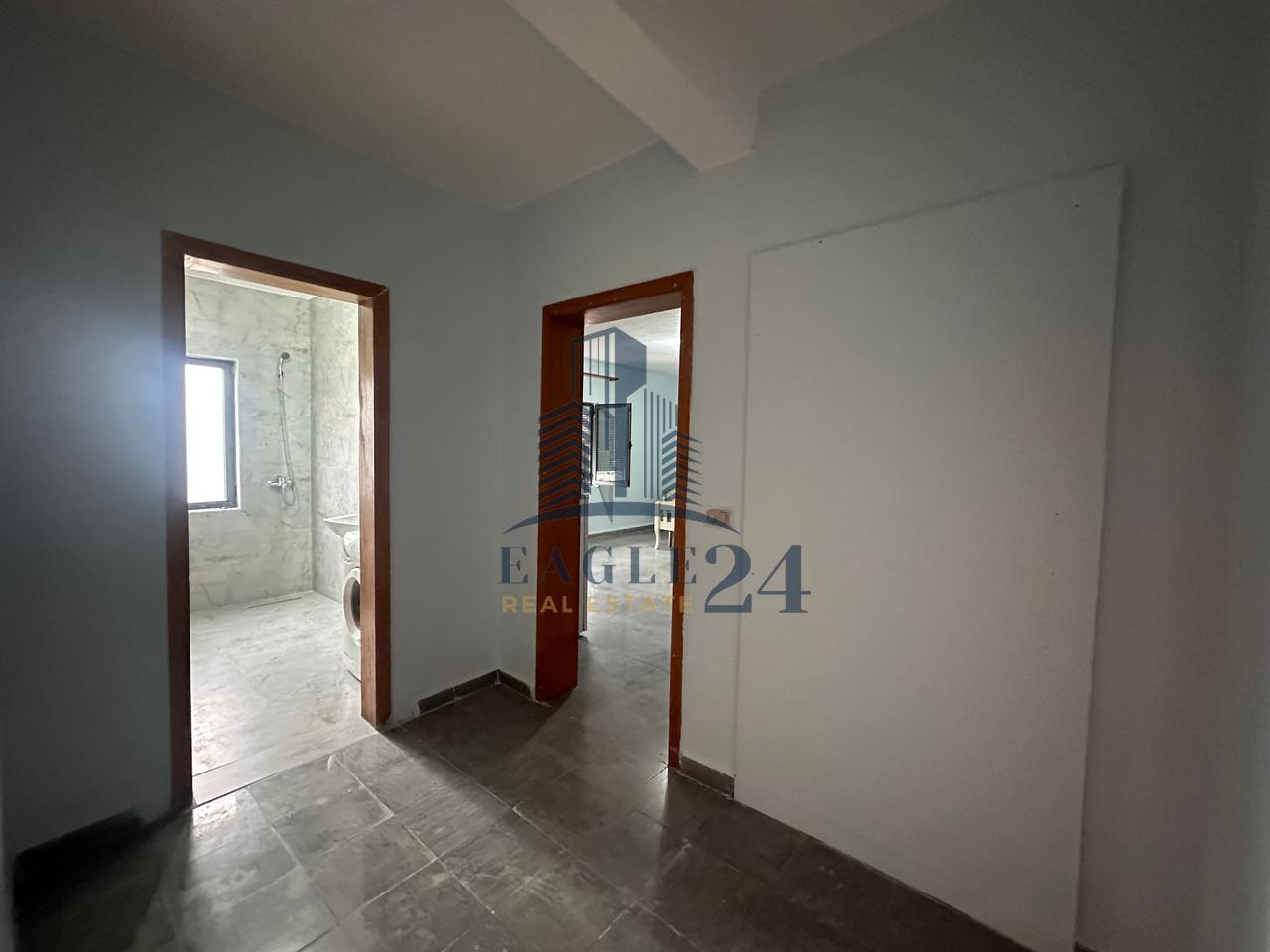Studios for Rent at Kamza Junction. 300 thousand lek/month