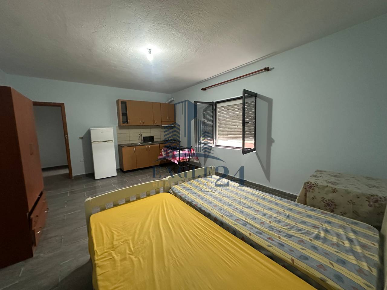 Studios for Rent at Kamza Junction. 300 thousand lek/month