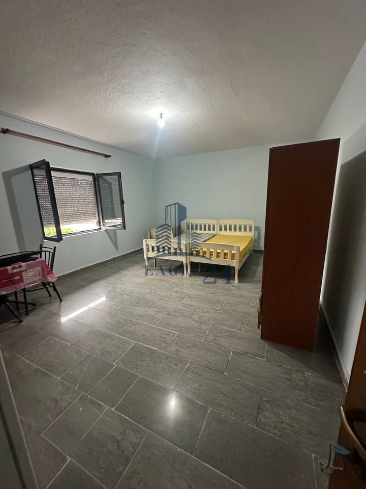 Studios for Rent at Kamza Junction. 300 thousand lek/month