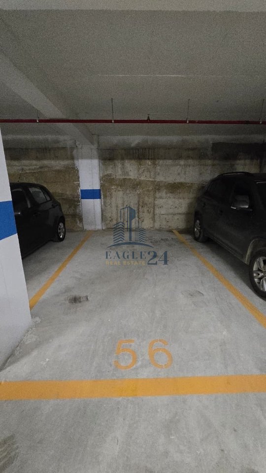 3+1+2 empty space for rent for offices or living + 🅿️ - Yzberisht, Migjeni Boulevard 55000 Lek.