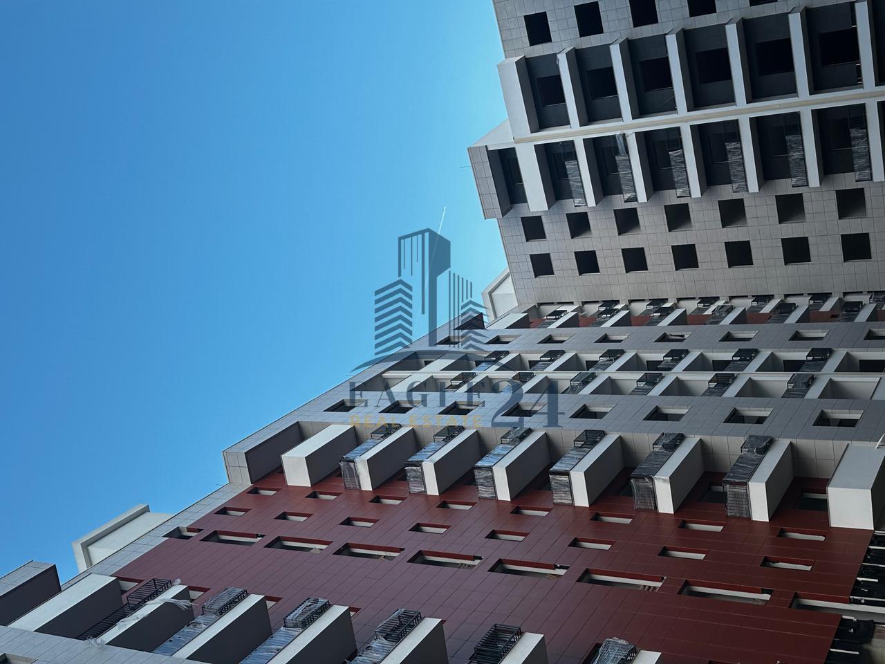 2+1+2 apartment for sale at "SPACE CITY" in Paskuqan, direct exit to the Grand Ring, with a price of €140,000