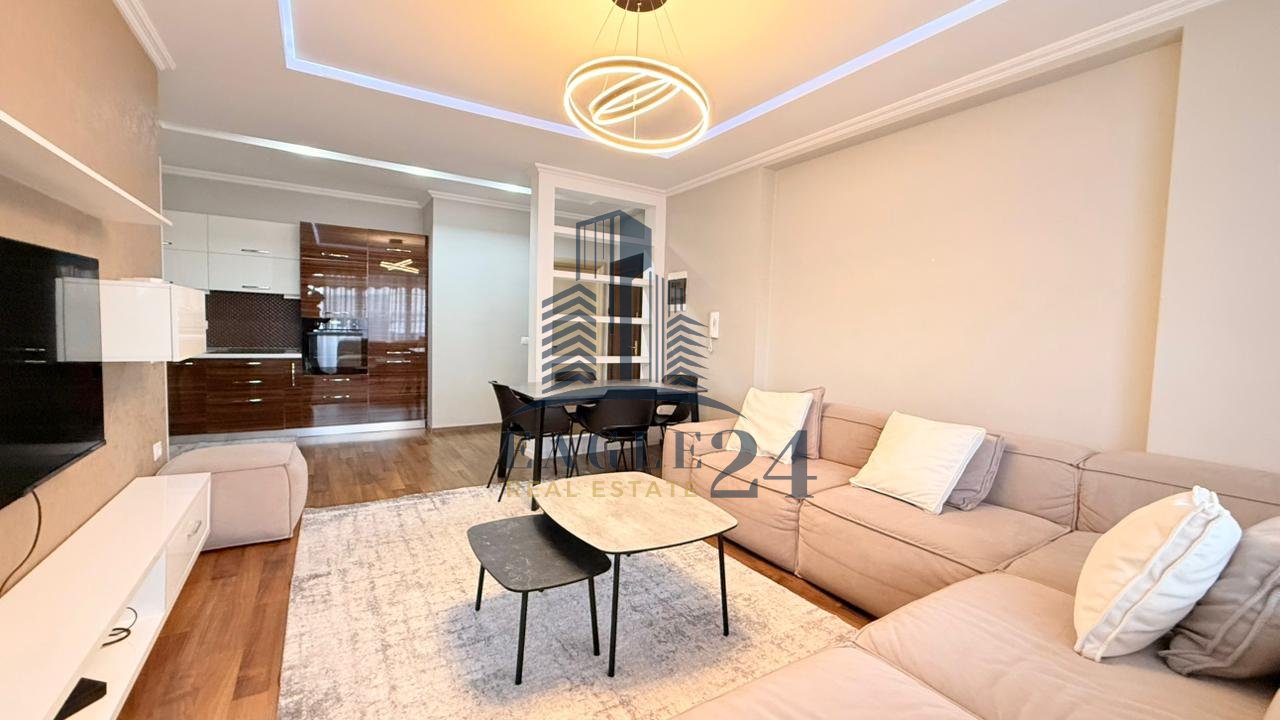 🏠 Appartamento arredato 2+1 in affitto – Astir