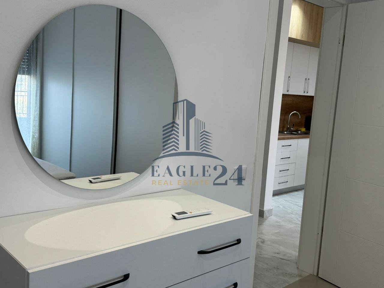 🏡 Jepet me qira Apartament 1+1 + 2 Poste Parkimi – Liqeni i Thatë