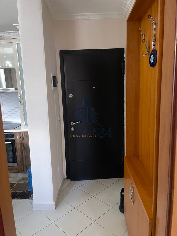 2+1+2 apartment for rent in Kamëz, furnished