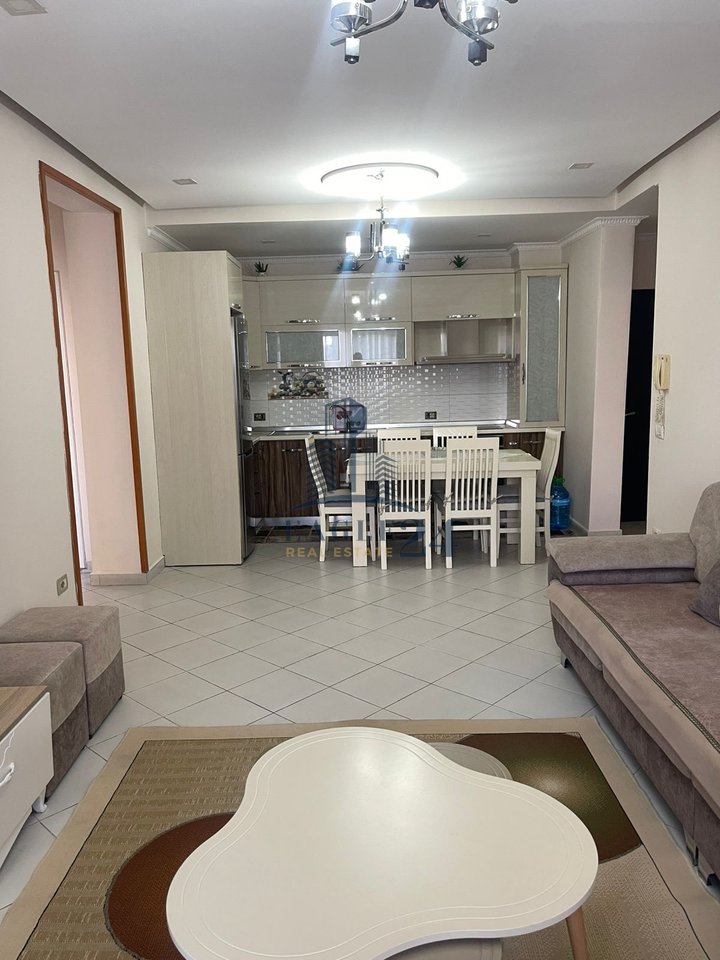 2+1+2 apartment for rent in Kamëz, furnished