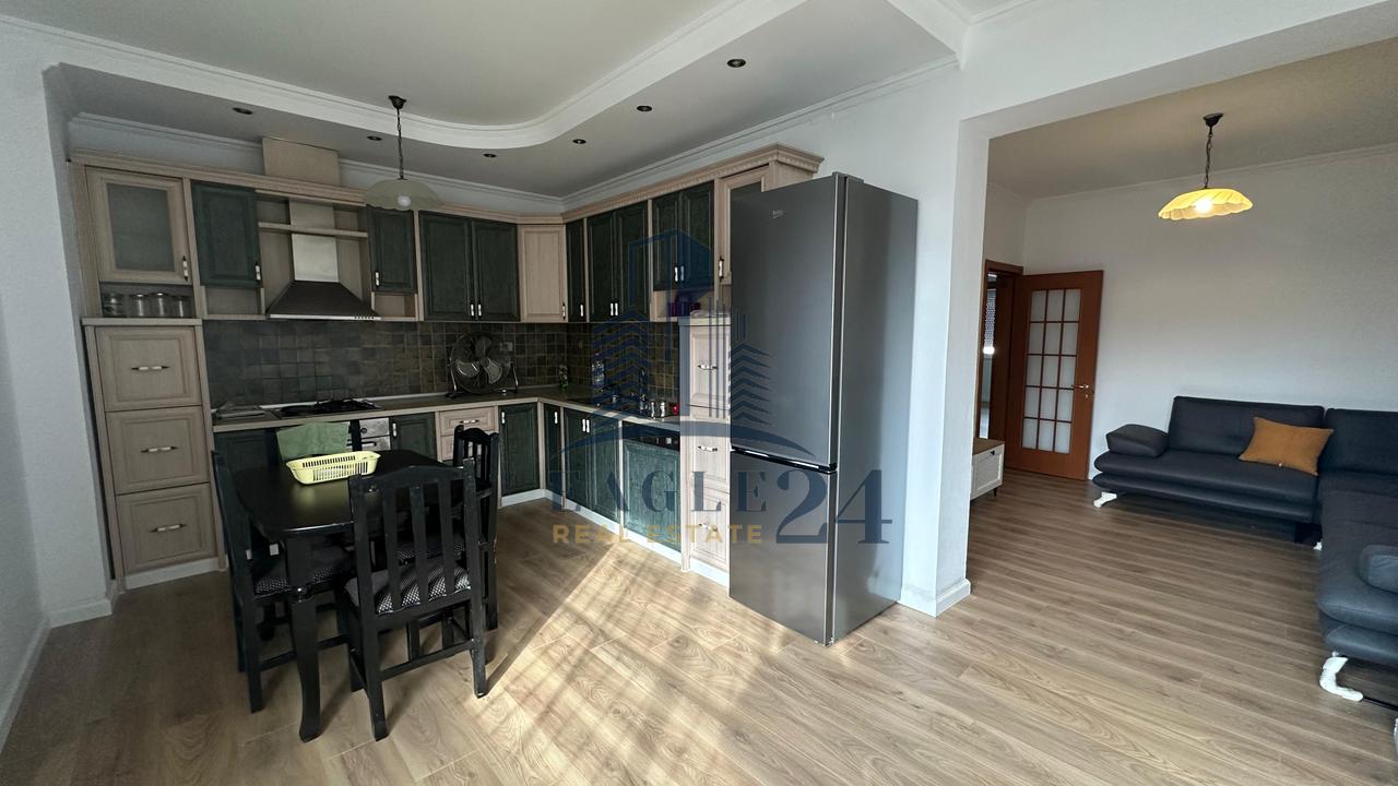 Jepet me qira apartament 2+1 tek Sheshi Willson!