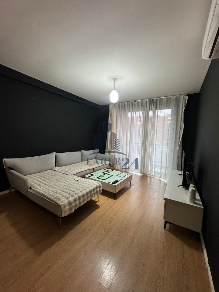 For rent 2+1+2 bathroom apartment, Astir