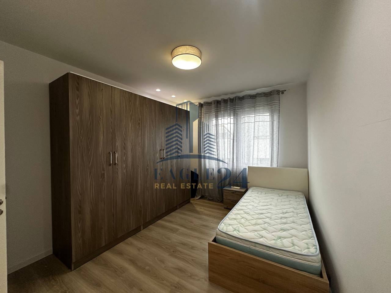 Apartament 3+1+2 me Qira tek Sun Rise Residencë, TEG Lundër. 1.3 milion Lekë/muaj Neto-1.5 milion Lekë/muaj Bruto