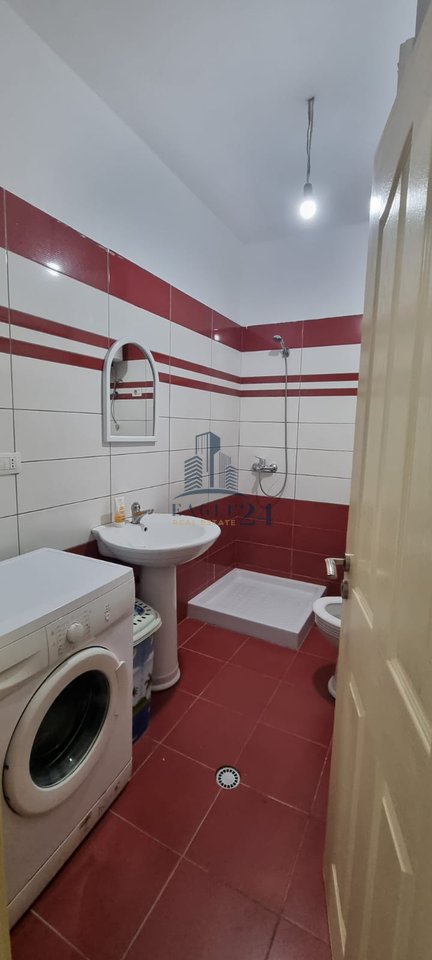 Apartament 1+1 Me Qira në Yzberish, Tiranë - 400€ | 1+1 |