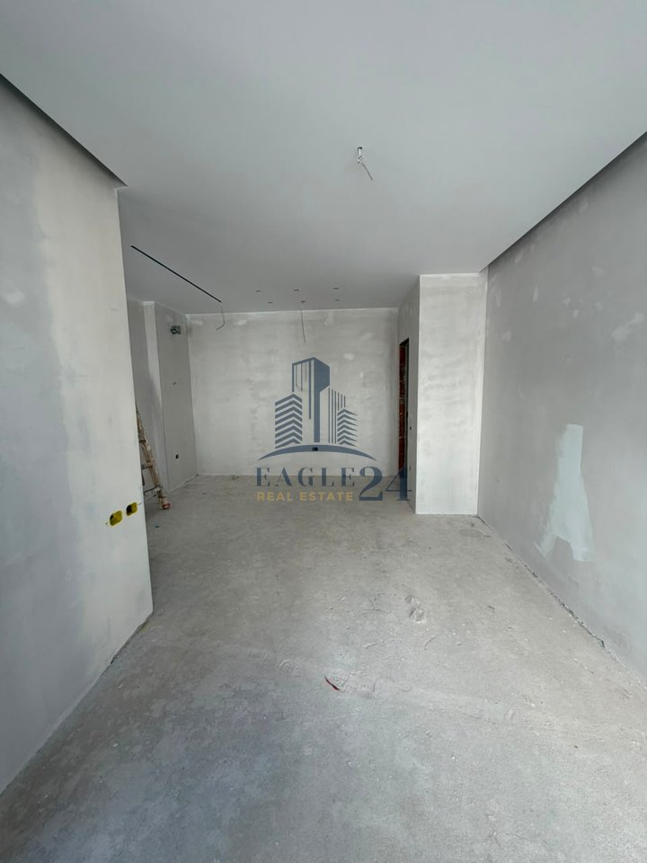 Apartament 1+1 Për Shitje në Liqeni i Thatë, Tiranë - 180000€ | 66.7 m²  plus Post Parkimi