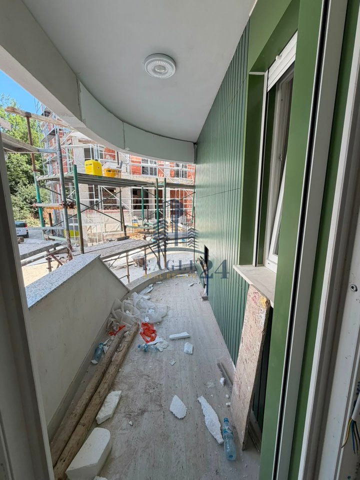 Apartament 1+1 Për Shitje në Liqeni i Thatë, Tiranë - 180000€ | 66.7 m²  plus Post Parkimi