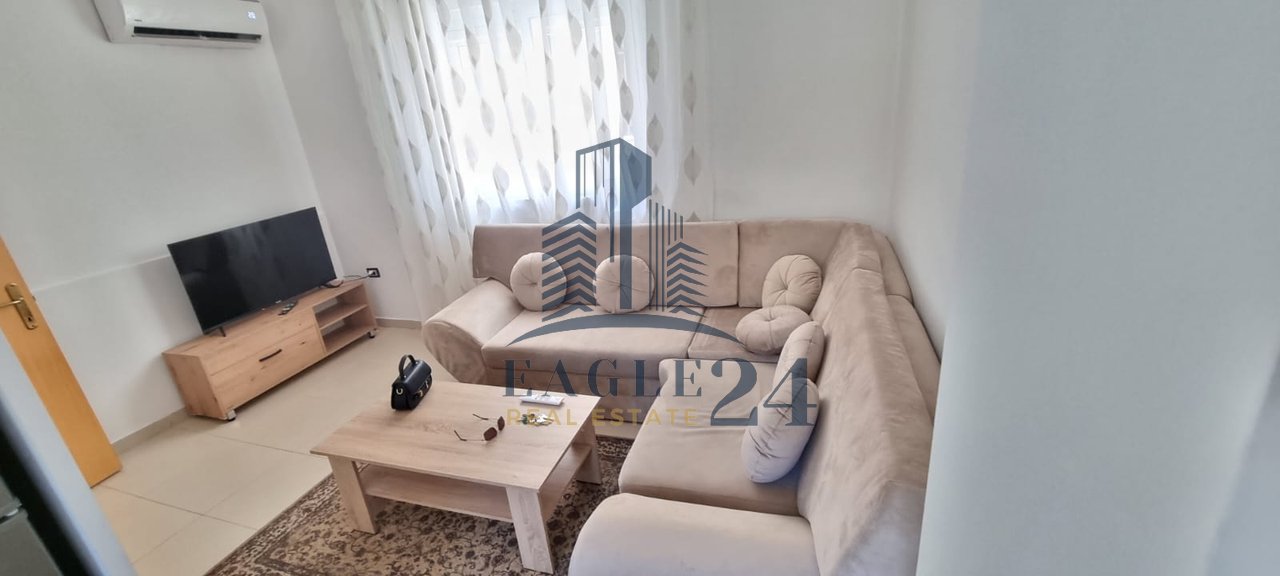 AFFITTASI APPARTAMENTO 1+1 + VERANDA Piano Villa
