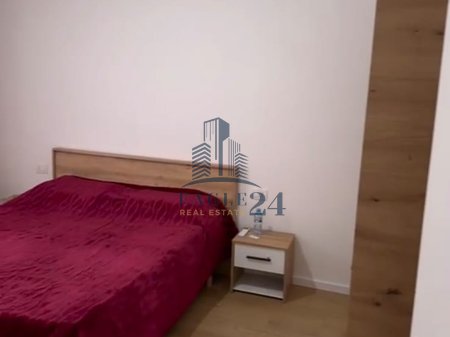 Apartament me qera 2+1