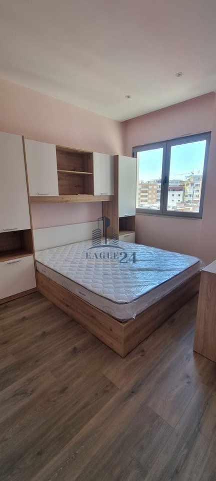 💎 Jetesë Ekskluzive pranë Gjimnazit "Ismail Qemali" – Hapësirë dhe Modernitet- 1200€ | 150 m²