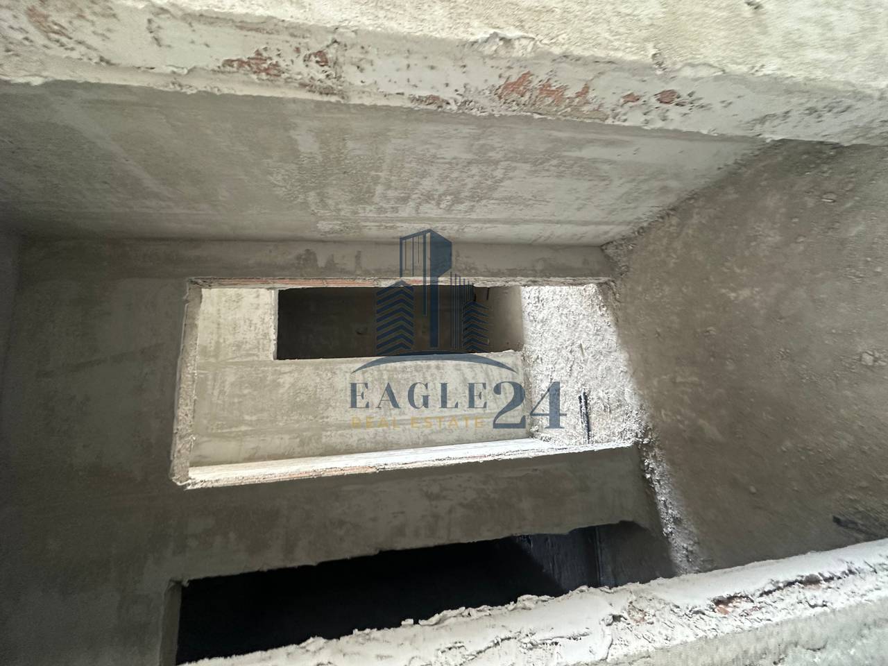 Apartamente 2+1+2 në Shitje në Kamëz, 110.8 mln Lekë