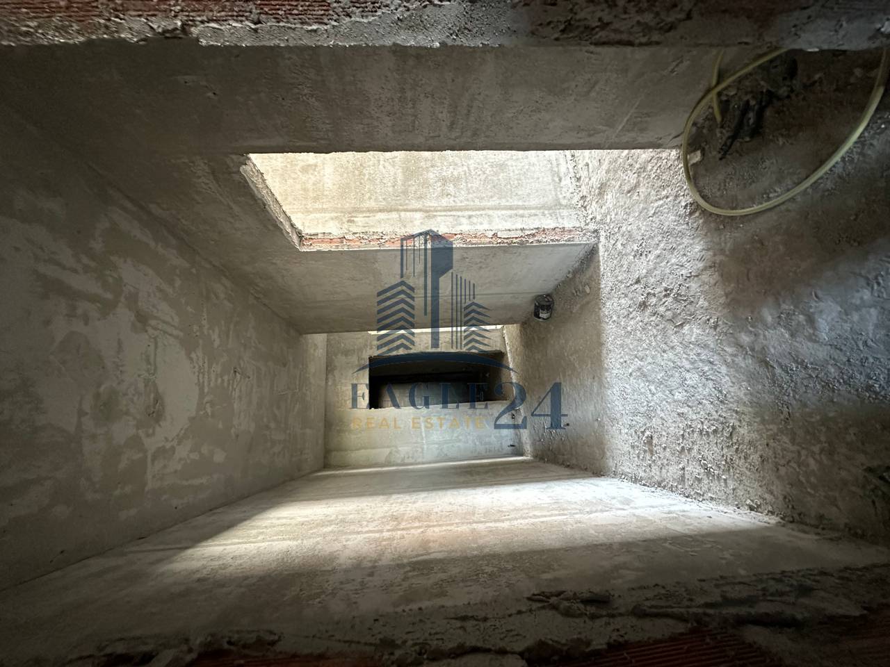 Apartamente 2+1+2 në Shitje në Kamëz, 110.8 mln Lekë