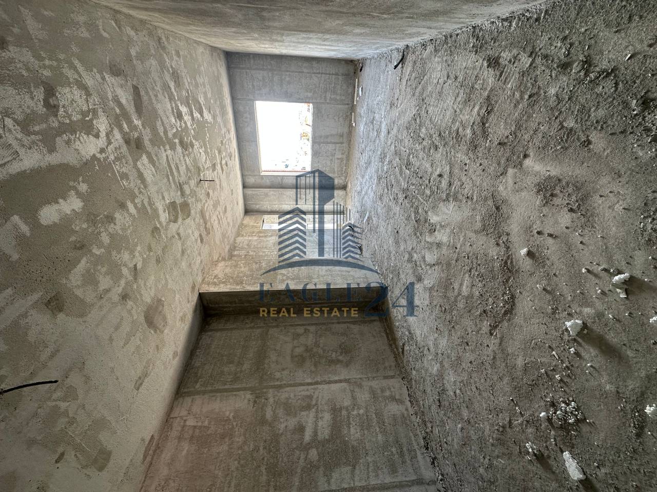 Apartamente 2+1+2 në Shitje në Kamëz, 110.8 mln Lekë