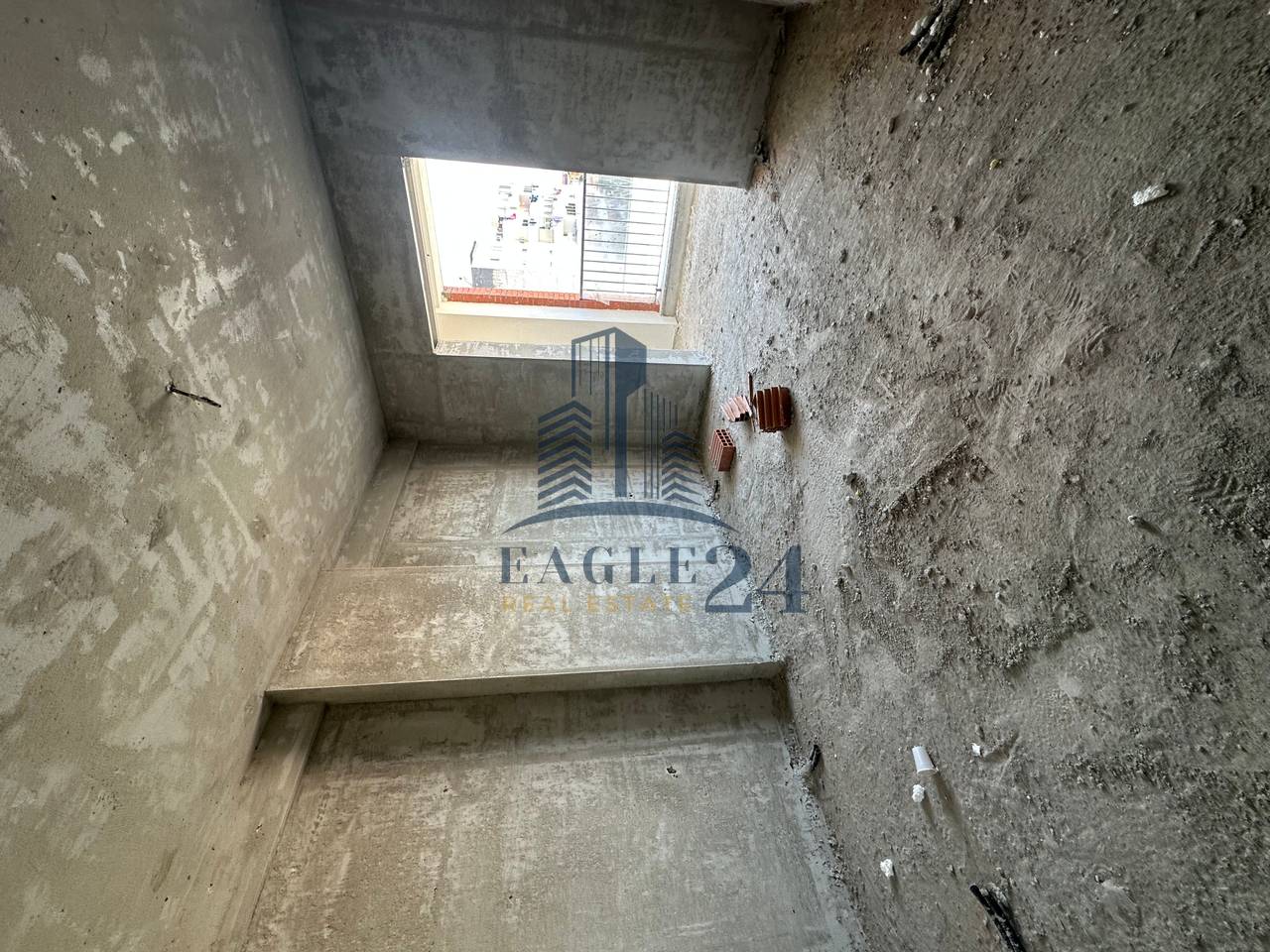 Apartamente 2+1+2 në Shitje në Kamëz, 110.8 mln Lekë