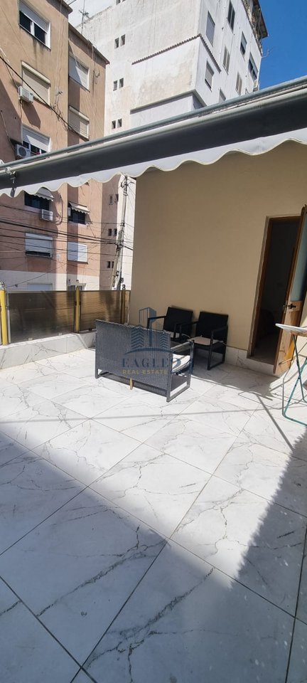 SI AFFITTA APPARTAMENTO 1+1 + VERANDA.