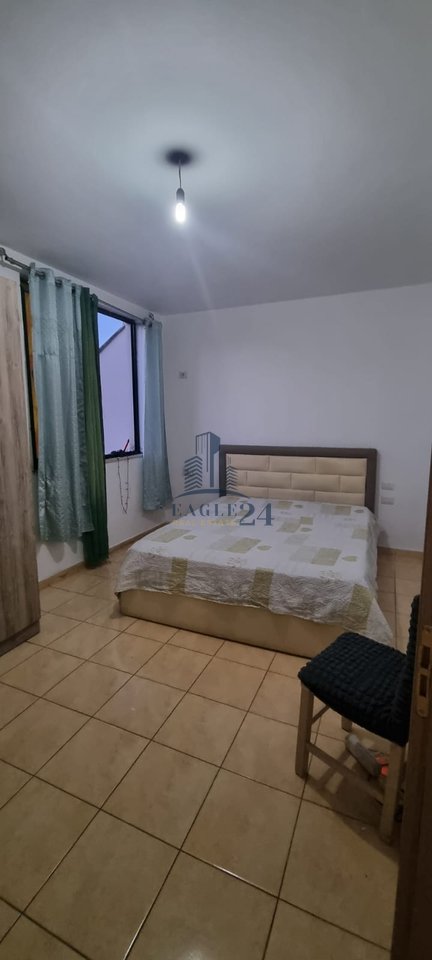Shitet apartament 2+1 me verandë – Rr. Besim Alla