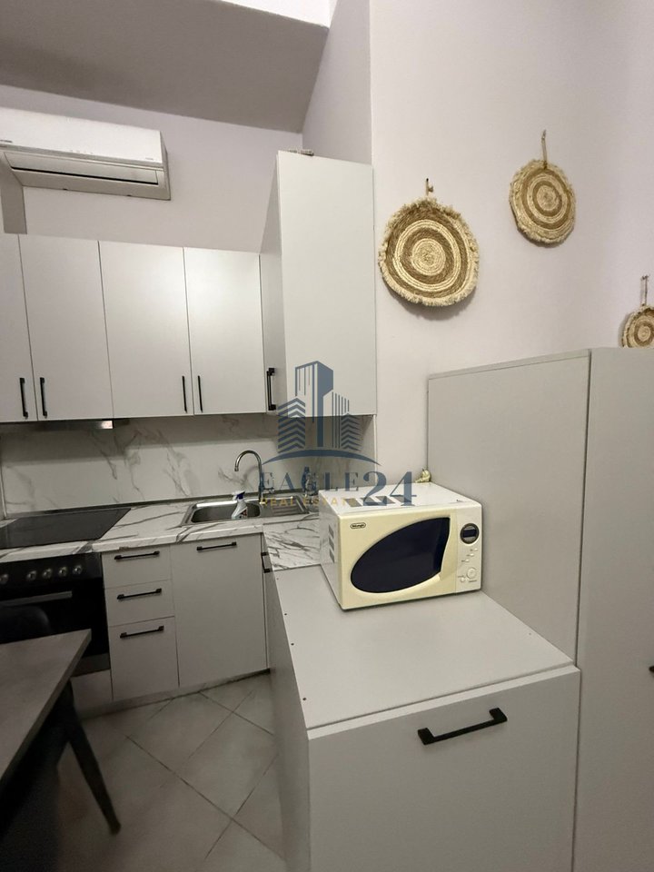🏠 Appartamento in affitto ad Astir, di fronte a Vila L