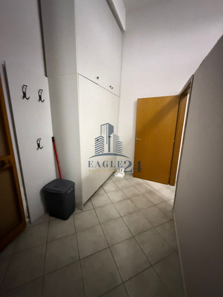🏠 Appartamento in affitto ad Astir, di fronte a Vila L