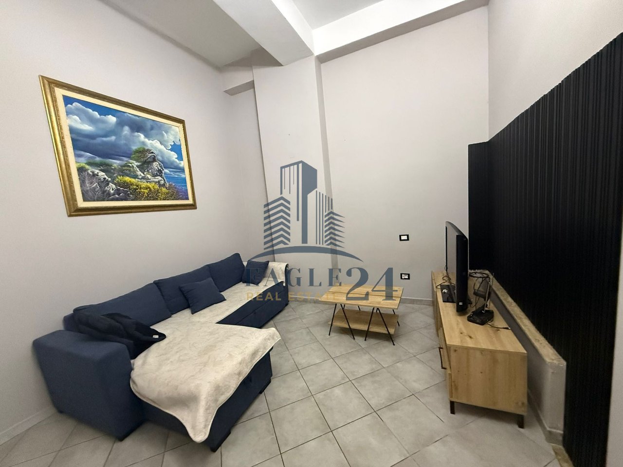 🏠 Appartamento in affitto ad Astir, di fronte a Vila L