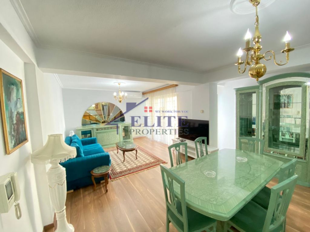 Ish- “Bllok”, apartament 2+1+2 me qera