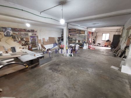 Warehouse for rent near Casa Italia