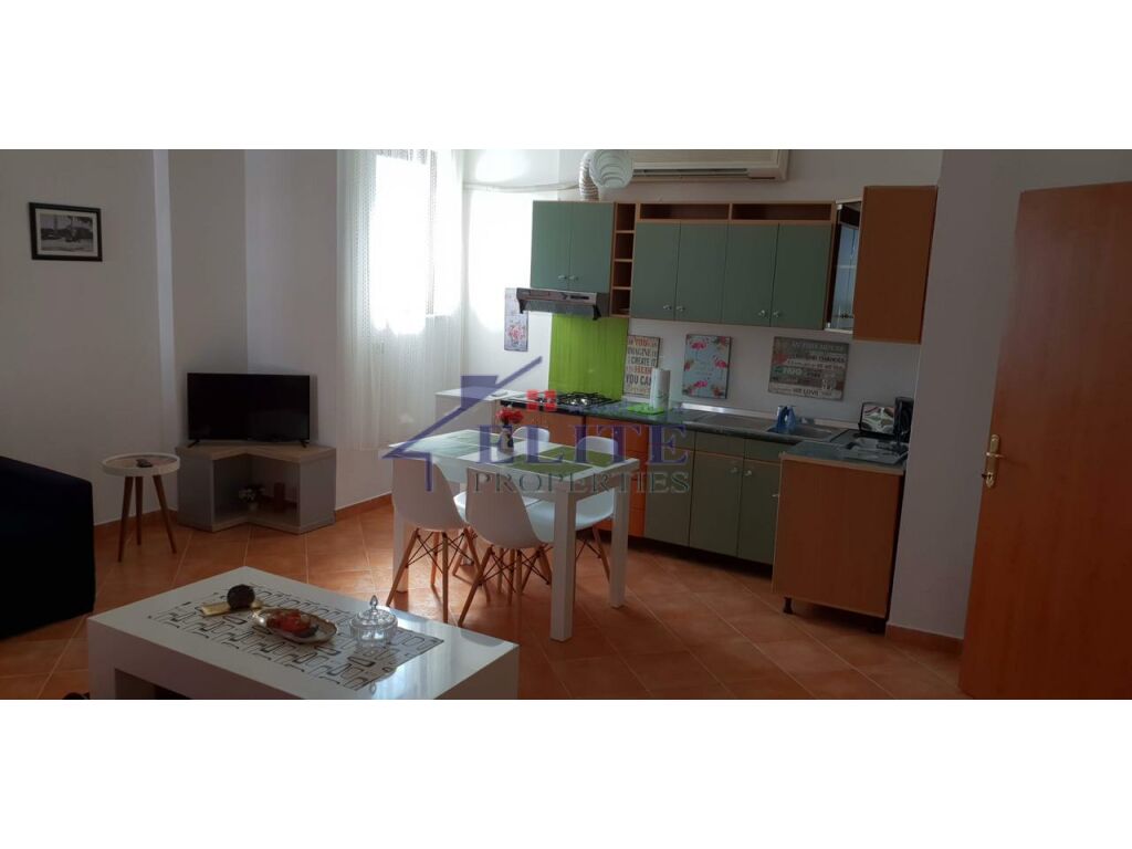 Complesso "Panorama", appartamento 1+1 in affitto