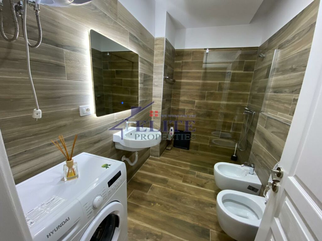 Kompleksi Panorama, apartament 2+1 me qira