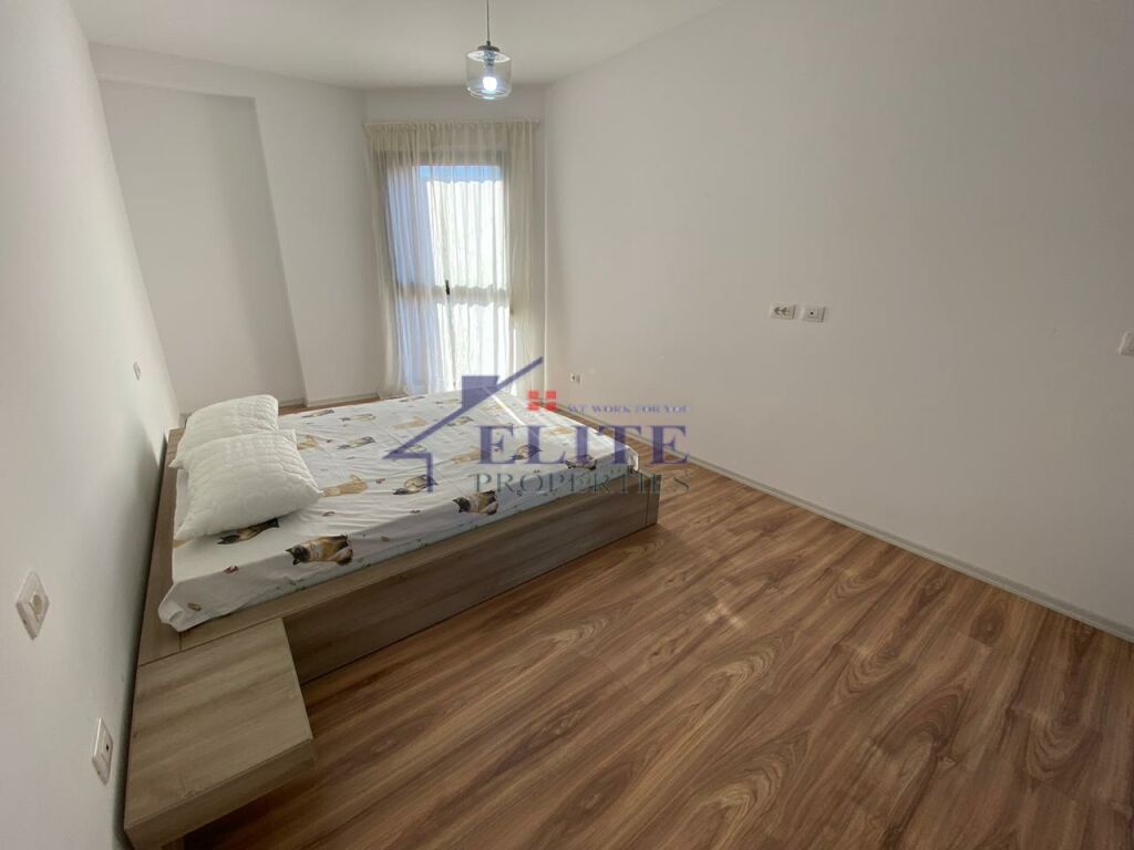 Kompleksi Panorama, apartament 2+1 me qira