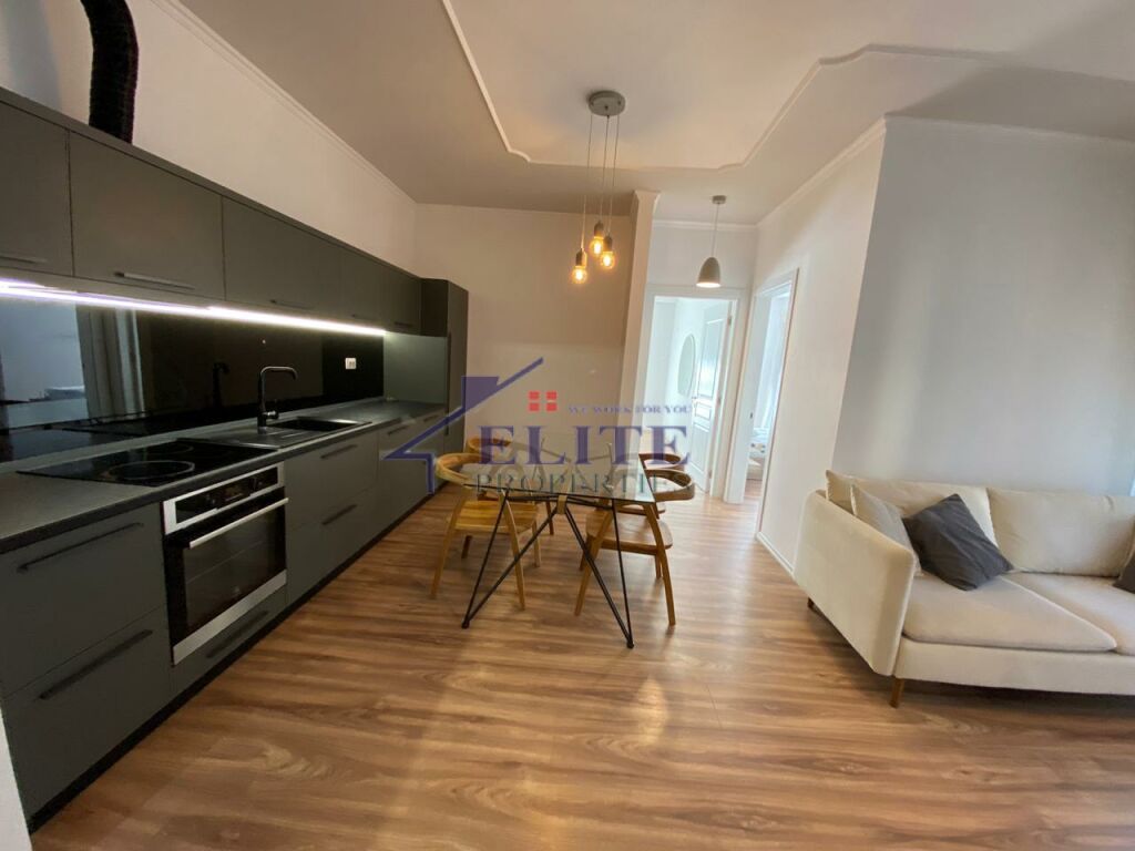 Kompleksi Panorama, apartament 2+1 me qira