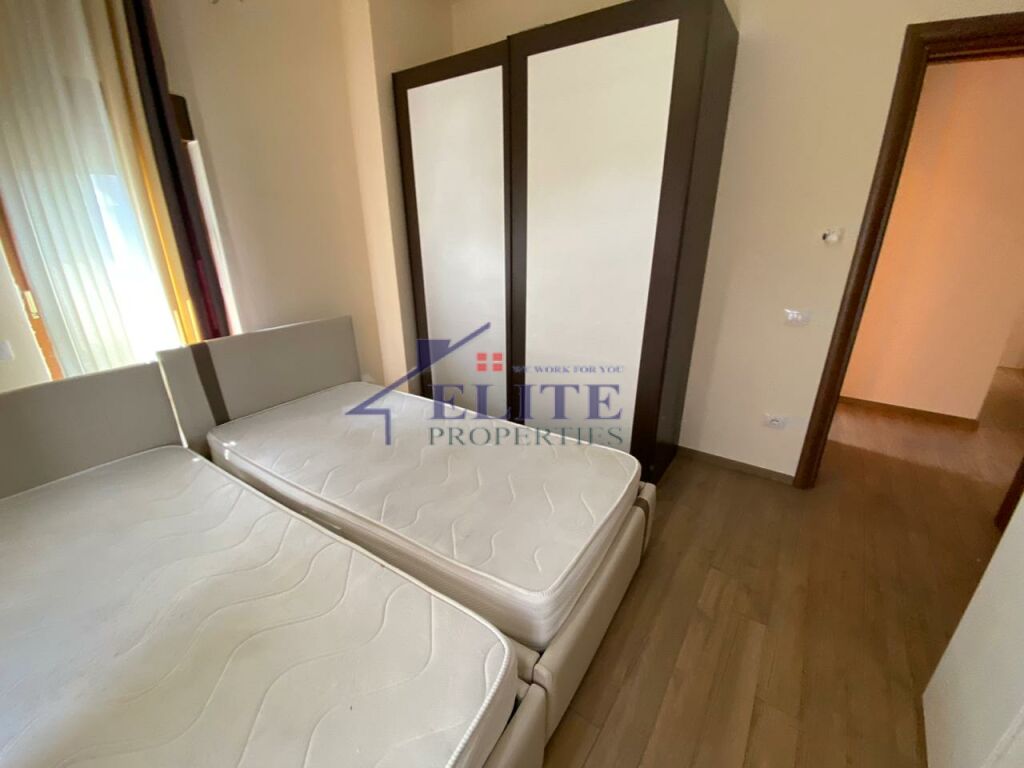 Villa for rent at Colombo 2, near TEG.