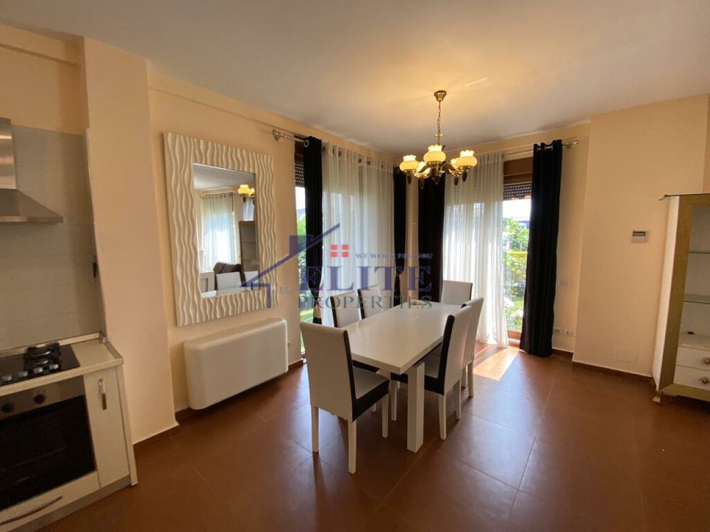Villa for rent at Colombo 2, near TEG.